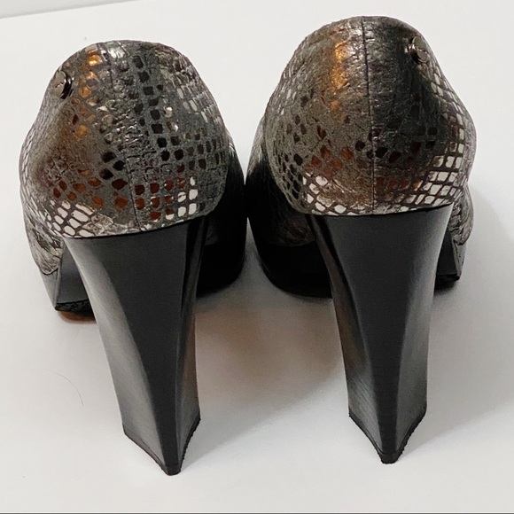 Calvin Klein heels - Picture 5 of 7